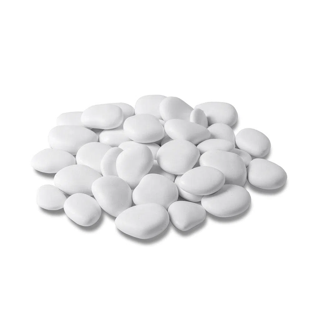 Weiße Steine zum Bemalen aus recyceltem Kunststoff, ideal für Malerei, Bastelarbeiten, Aquarien- und Vasendekoration. Größe 2–5 cm, Packung mit ca. 75 Stück.