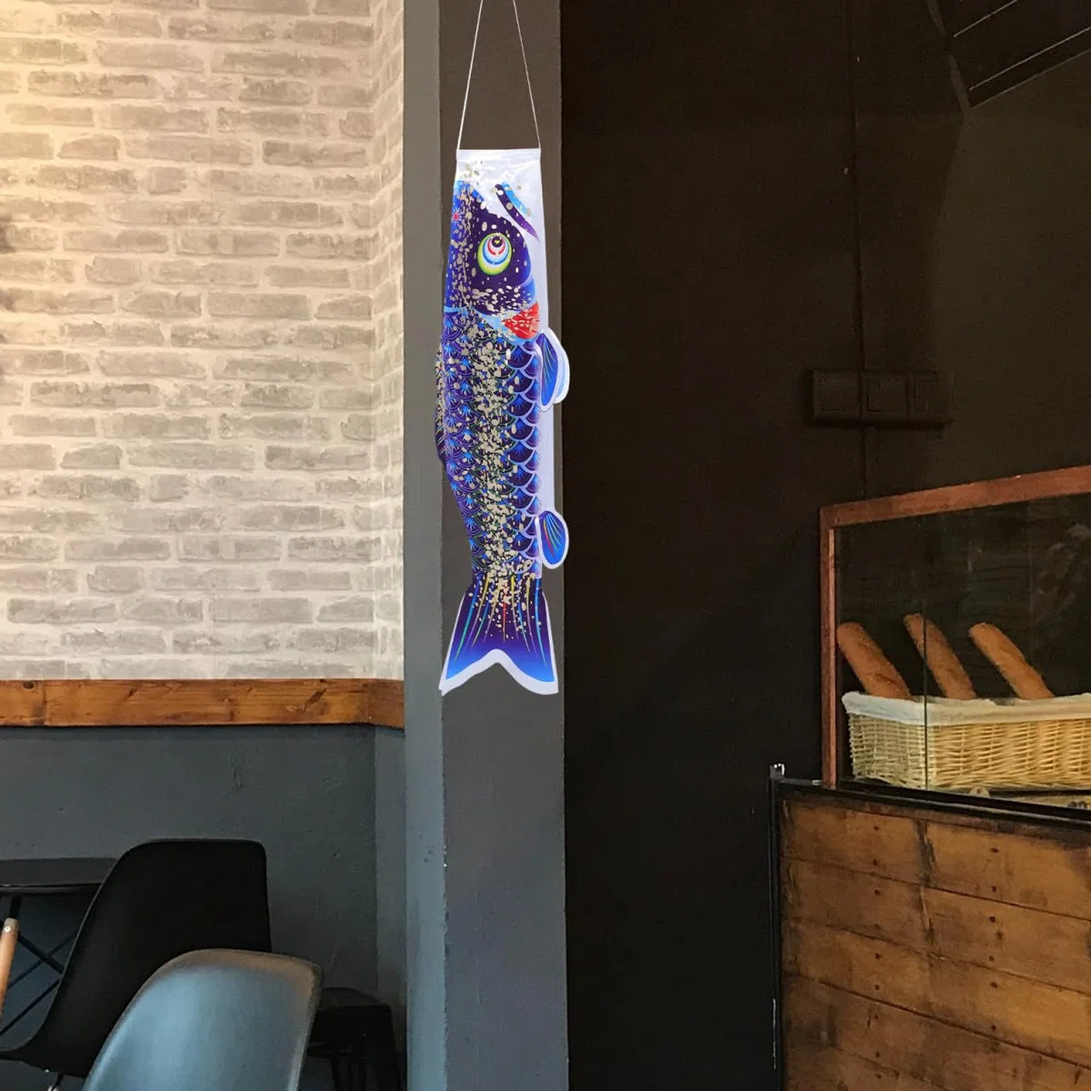 Ipetboom 1 Stück Koinobori Windsack Japanische Karpfenfahne Blau, 100x27cm Satin Fisch Flagge, Windspiel Deko für Garten, Hof, Terrasse, Balkon, Strand, Sushi Bar, Neujahr, Party und Outdoor